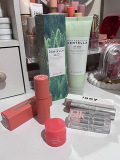 Skincare and Makeup Bundle with FREE SHIPPING