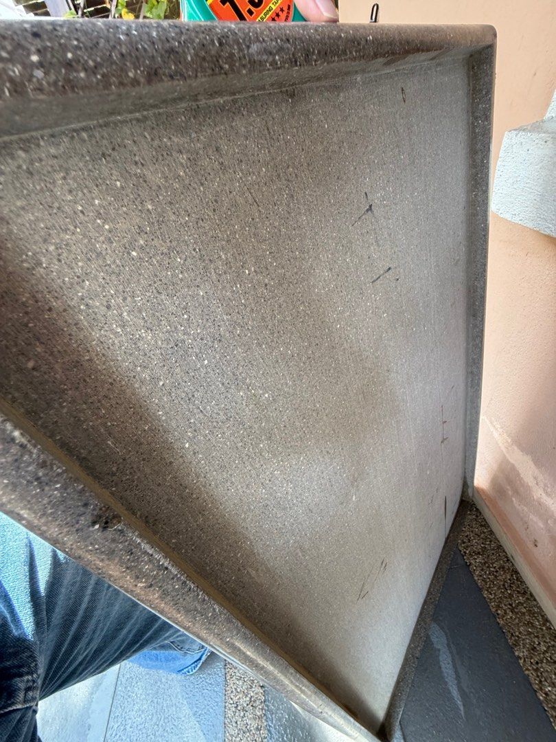 Solid marble kitchen table top (Category: Other Kitchenware & Tableware) located in Kuala Lumpur. Submitted by comelliao (Listing ID 1370449623, Image 2). Description: 109cm x 67cm x 4cm.