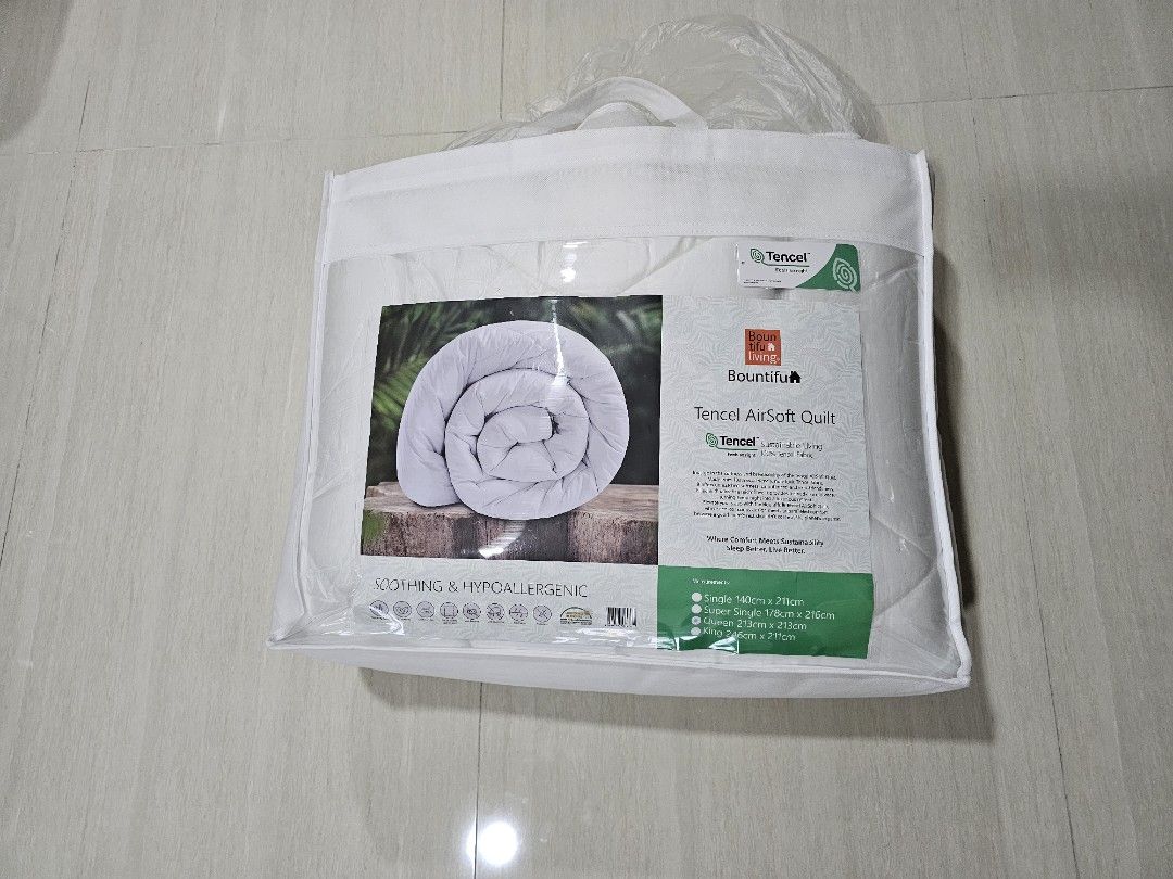 Tencel Airsoft Quilt (Category: Bedding & Towels) located in Singapore. Submitted by bernicechia (Listing ID 1370538754, Image 1). Description: Condition 10/10 Soothing & Hypoallergenic Queen Size Quilt ✅️ Thermoregulation ✅️ Eco-Friendly ✅️ Gentle on Skin ✅️ Loops to keep quilt in place ✅️ Anti-Bacterial ✅️ Anti-Dust Mite ✅️ Breathable ✅️ Odourless Bought at $179.95 Self collect.