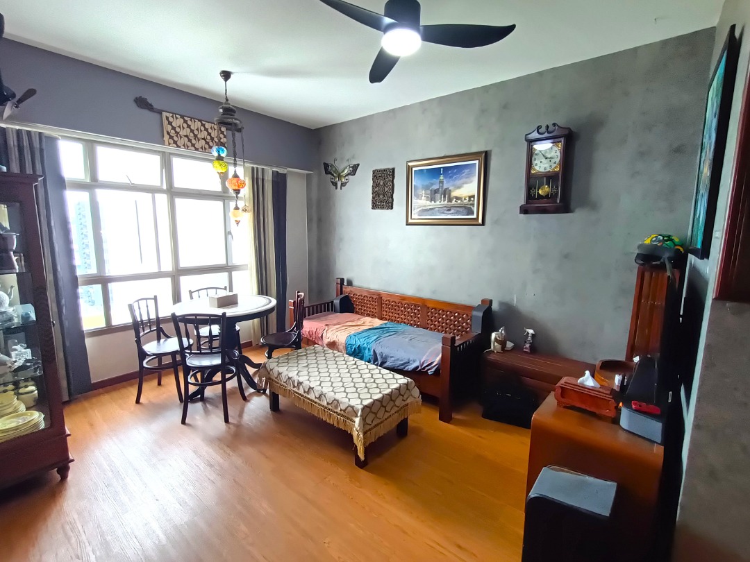 (Category: ) located in . Submitted by zamrymax (Listing ID 1370518156, Image 1). Description: .