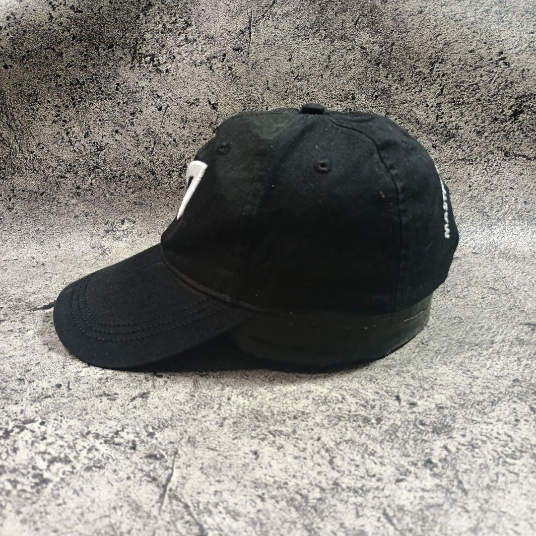 Topi Master Topi golf master Bunny edition, Fesyen Pria, Aksesoris, Topi di Carousell