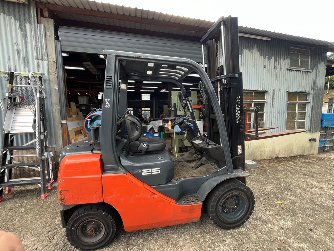 Toyota LPG 2.5 Forklift 02-8FG25 Auto628631754388511112