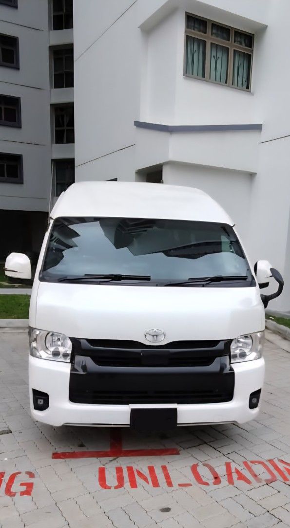 Toyota Hiace Commuter62872685730945114