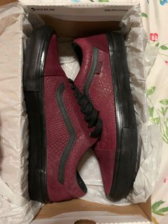 (Category: ) located in . Submitted by Kuru_kuru_store (Listing ID 1370484086, Image 1). Description: .