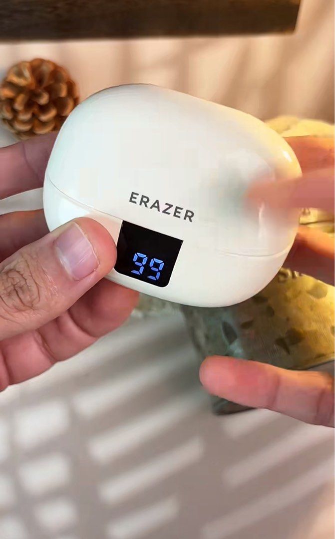 AI TRANSLATOR. Very new.62863062068353114
