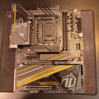 由 pc_bank (刊登 ID 1370503857，圖片 1) 提交，位於 的 (類別：)，說明：。