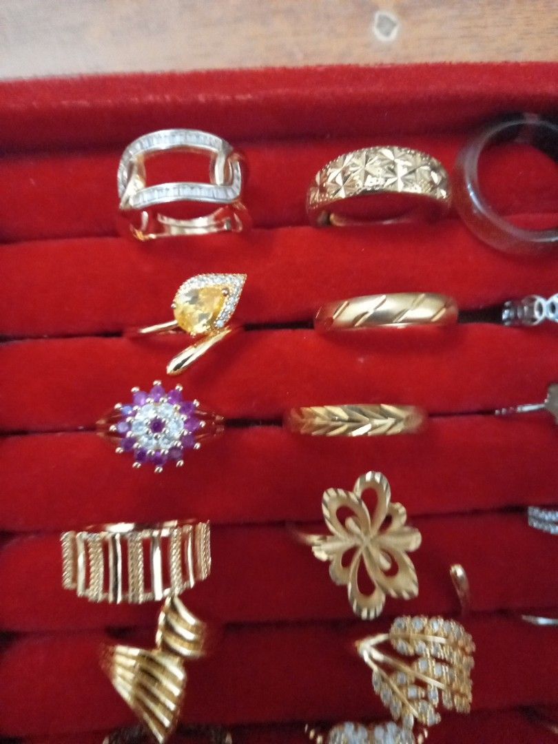 14k gold (Category: Rings) located in Mandaue City. Submitted by vlard21 (Listing ID 1370771319, Image 3). Description: .