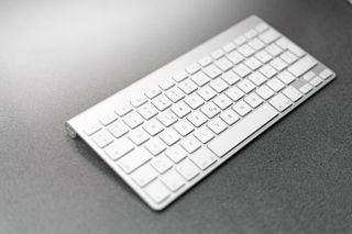 80%new Apple Wireless Keyboard 無綫藍芽鍵盤 Win / Mac 可用63014719114754110