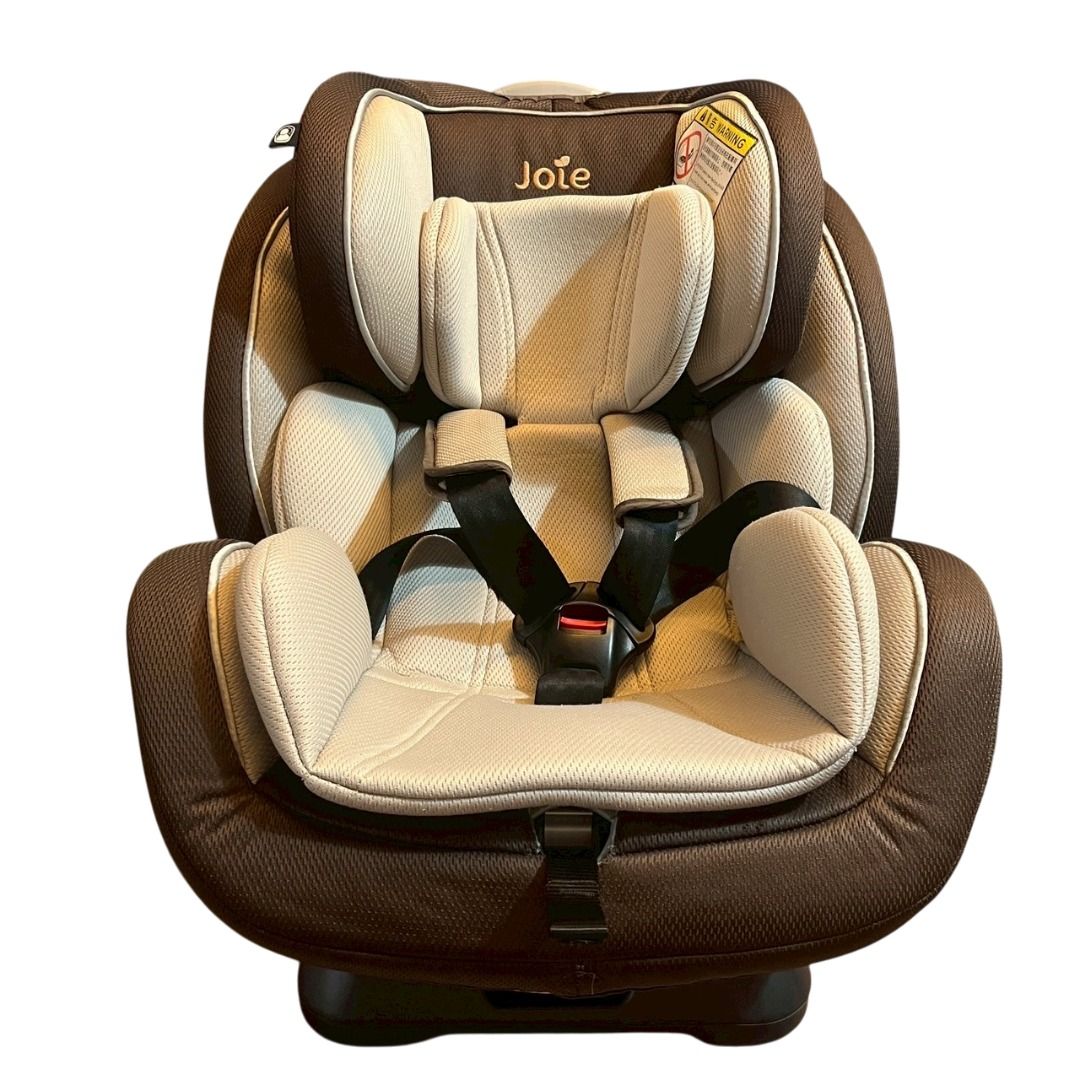 由 straygohome (刊登 ID 1370752771，圖片 1) 提交，位於 新北市 (New Taipei) 的 ❮二手❯ 英國 Joie 奇哥 汽車座椅 0-4歲 成長型汽座 兒童座椅 安全座椅 可調式椅背椅枕 嬰兒座椅 汽座 (類別：安全座椅)，說明： 臺北市動物之家 毛色 黑 公貓 名字 阿寶 ❮ 領養文 ❯ 我是長期救援流浪狗、流浪貓的愛心志工，現在要告訴你一個關於臺北市動物之家「黑珍珠」阿寶的動人故事。這隻兩歲的小男生有著最特別的黑色毛髮，雖然因為長期流浪導致營養不良、耳朵脫毛，脖子上還留著讓人心疼的舊傷痕，但這些都掩蓋不了他閃閃發亮的金黃色眼睛！ 你知道嗎？阿寶有個超可愛的小習慣，每次吃飽後都會用前腳把空碗推到志工腳邊，然後發出「喵嗚～」的撒嬌聲，像是在說「謝謝你」。獸醫說他脖子上的傷可能是以前戴項圈太緊留下的，但這絲毫不影響他對人類的信任。現在他正在動物之家接受療養，每天最期待的就是有人來摸摸他的小腦袋。 這隻曾經在街頭受苦的小戰士，值得一個永遠溫暖的家。他會在