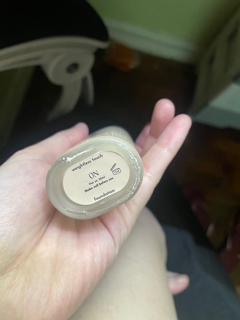 Absidy foundation (Category: Makeup) located in Manila. Submitted by beababe123 (Listing ID 1370738378, Image 2). Description: Around 90% pa po. D ko masyadong nagagamit sa dami ng funda ko huhu .