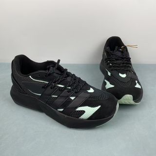 (Category: ) located in . Submitted by khai.uasneakers (Listing ID 1370704217, Image 1). Description: .