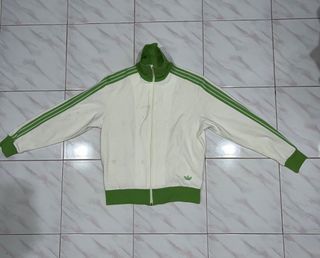 (Category: ) located in . Submitted by thrift0420 (Listing ID 1370744848, Image 1). Description: .