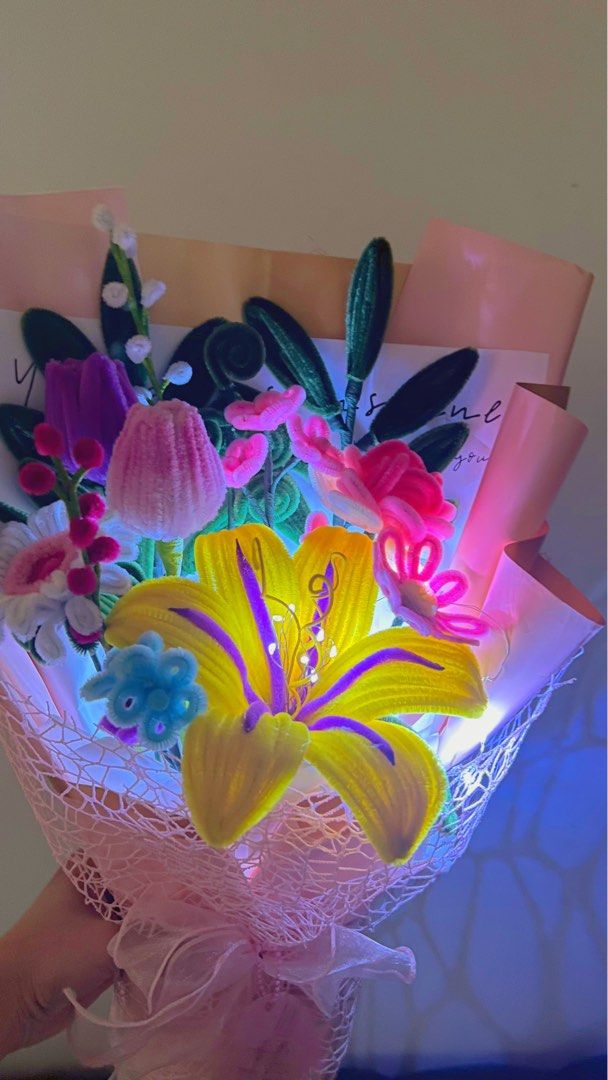 artificial flowers (Category: Artificial Plants & Flowers) located in Cavite. Submitted by pumpkin_potato (Listing ID 1370756787, Image 3). Description: .