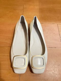由 yumelove (刊登 ID 1370778785，圖片 1) 提交，位於 的 (類別：)，說明：。