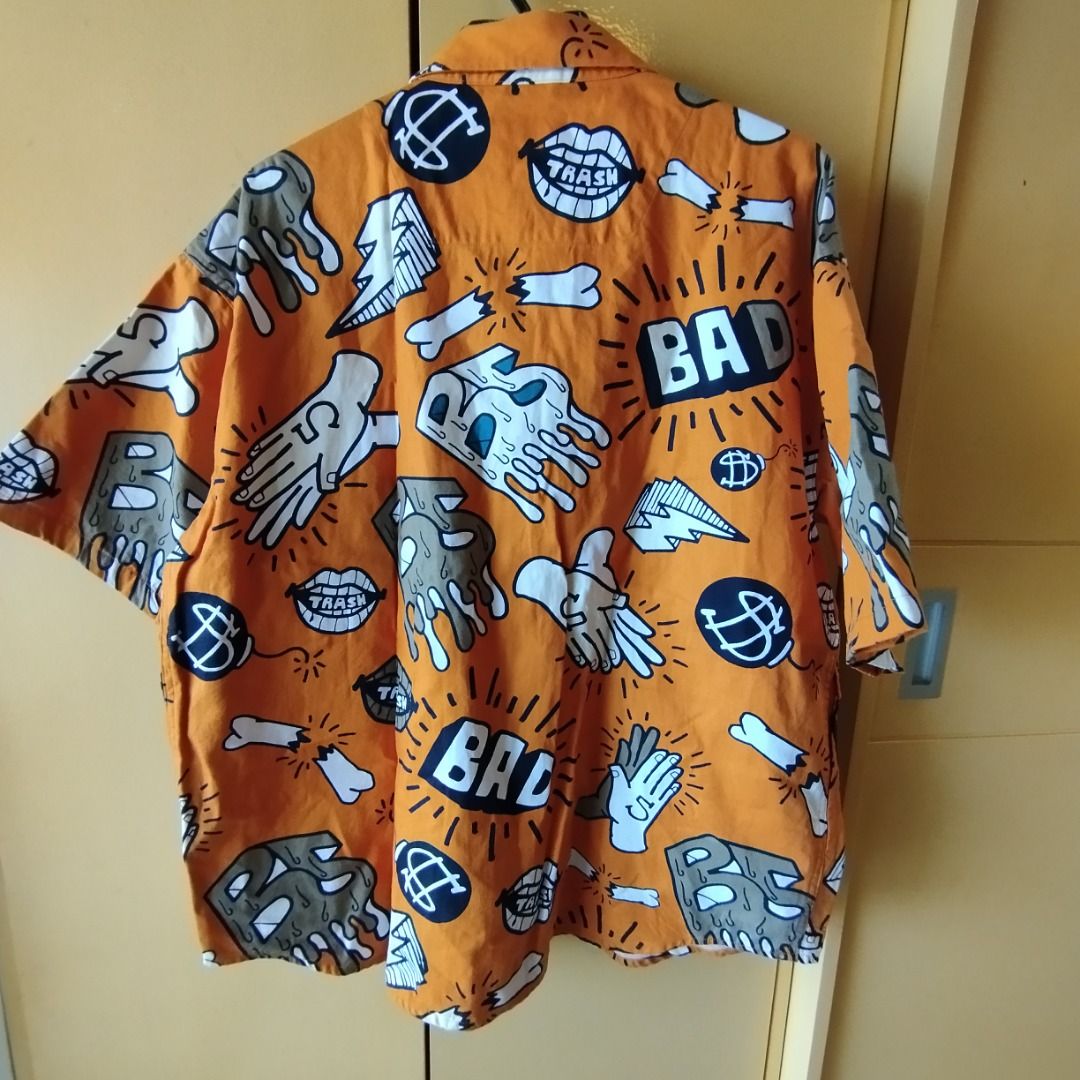 BadFive Orange Printed Button Down Polo (Category: Tshirts & Polo Shirts ) located in Makati City. Submitted by uncle_void (Listing ID 1370647062, Image 2). Description: Large on tag - Never been used W - 25 L - 31.