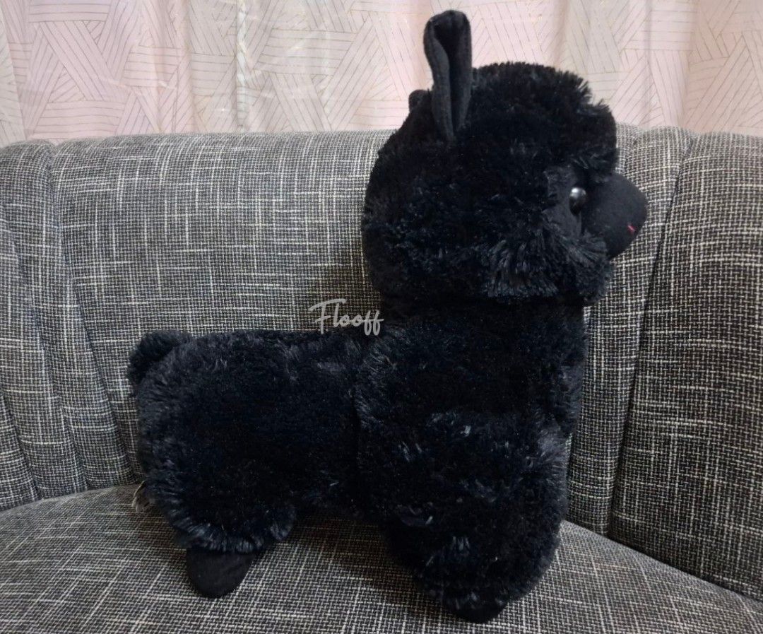 Black Alpacasso Monotone Series Amuse Plush (Category: Plushies & Soft Toys) located in Cagayan de Oro. Submitted by FlooffsEtc (Listing ID 1370779164, Image 3). Description: BLACK ALPACASSO Monotone Arpakasso Series Amuse Big Size, Approx 50cm No tears or loose seams. Intact and clear cloth tag. Worn paper tag. Plush in very good condition. ✨️ Hard to find item.❤️ ☁️☁️☁️☁️☁️☁️☁️☁️☁️☁️ 📌all carefully curated collectibles 📌items are from japan s