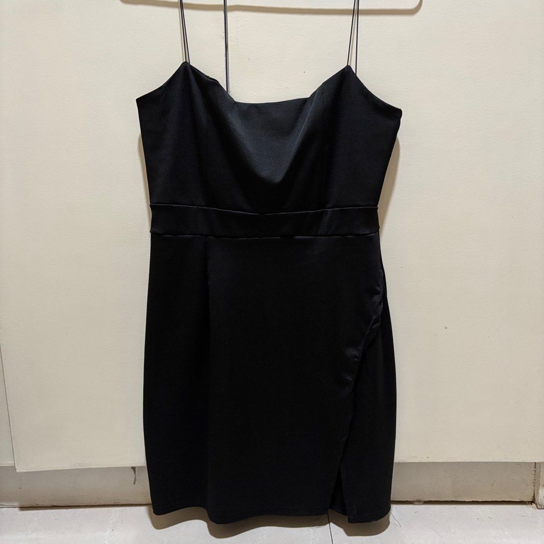 Black Dresses (Category: Dresses) located in Rizal. Submitted by declutteredthingz (Listing ID 1370657771, Image 2). Description: .