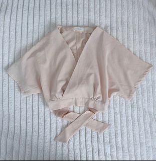 (Category: ) located in . Submitted by rainbunnies (Listing ID 1370738953, Image 1). Description: .