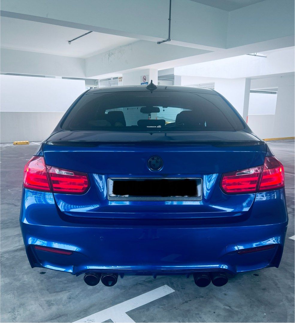 BMW 3 Series Sedan 320i (A)62885347023235114
