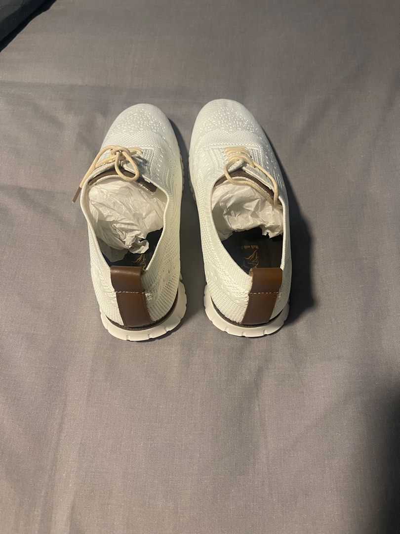 Brand New Arachne Knit (White) (Category: Casual Shoes) located in Quezon City. Submitted by classy101 (Listing ID 1370731852, Image 3). Description: Never worn Very similiar to Cole Haan.