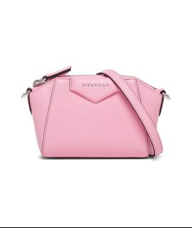 （分類：）位於 。 由 fannypackcloset 提交（商品編號 1370658959，圖片 1）。簡介： 。