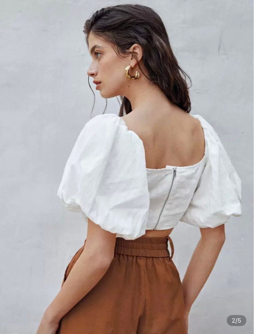 SHEIN Bubble Sleeve Crop top (Category: Blouses) located in Caloocan City. Submitted by michdeclutter (Listing ID 1370665141, Image 2). Description: Shein Bubble sleeve crop top - Used once only - Sold out on the app - I really like this top but not for me na :( Mop: Gcash only Mod: Lalamove or j&t.