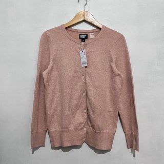 (Kategori: ) berada di . Dikirim oleh clothingstuff (ID iklan 1370776873, Gambar 1). Deskripsi: .