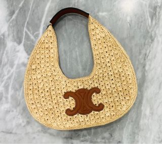 （分類：）位於 。 由 kkchow0807 提交（商品編號 1370669374，圖片 1）。簡介： 。