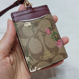 （分類：）位於 。 由 coach2022 提交（商品編號 1370629347，圖片 1）。簡介： 。
