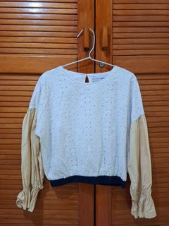 (Kategori: ) berada di . Dikirim oleh rdclothes (ID iklan 1370623796, Gambar 1). Deskripsi: .