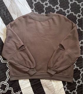 (Category: ) located in . Submitted by thriftlily (Listing ID 1370681163, Image 1). Description: .