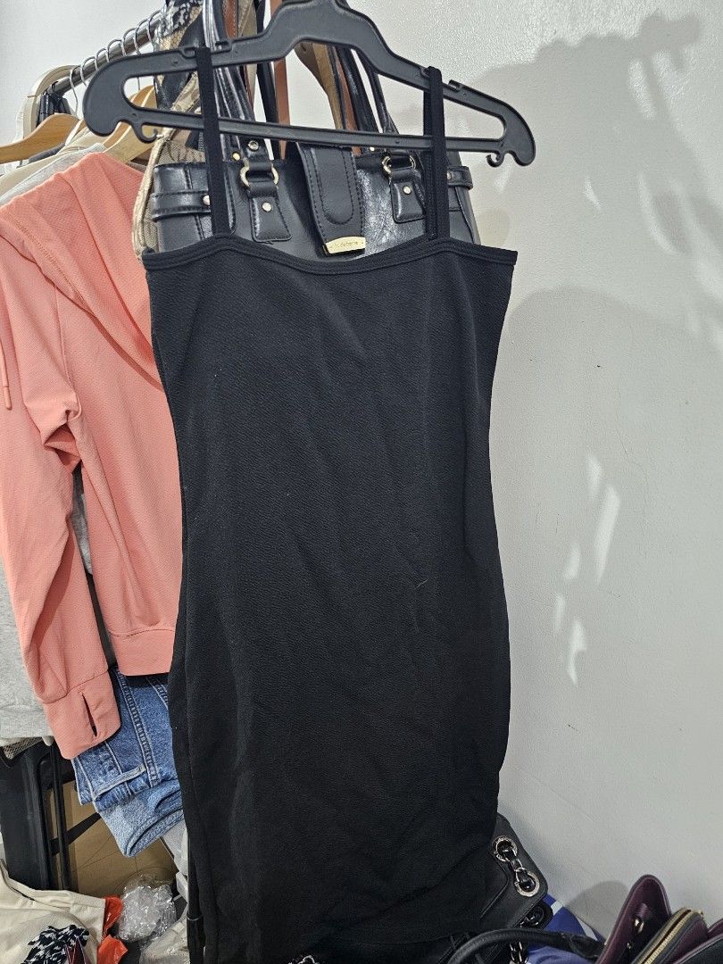 Dress Bundle (Category: Dresses) located in Makati City. Submitted by kathsclosetdeclutter (Listing ID 1370767744, Image 1). Description: P150 for any 2 but P200 if last dress is included. Not sold individually Will fit S to semi M.