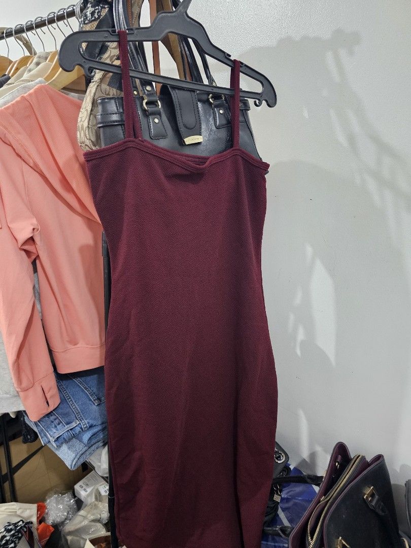 Dress Bundle (Category: Dresses) located in Makati City. Submitted by kathsclosetdeclutter (Listing ID 1370767744, Image 2). Description: P150 for any 2 but P200 if last dress is included. Not sold individually Will fit S to semi M.