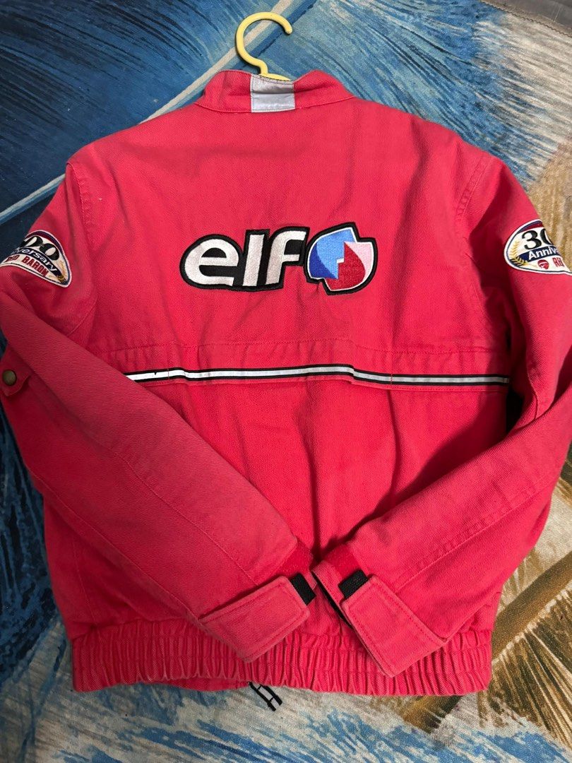 ELF JACKET (Category: Coats, Jackets and Outerwear) located in Kuala Selangor. Submitted by lockedthrift__ (Listing ID 1370653071, Image 2). Description: PROMOTE BARANG KAWAN HARGA BOLEH PICIT SIZING S COD ON, TRUSTED.