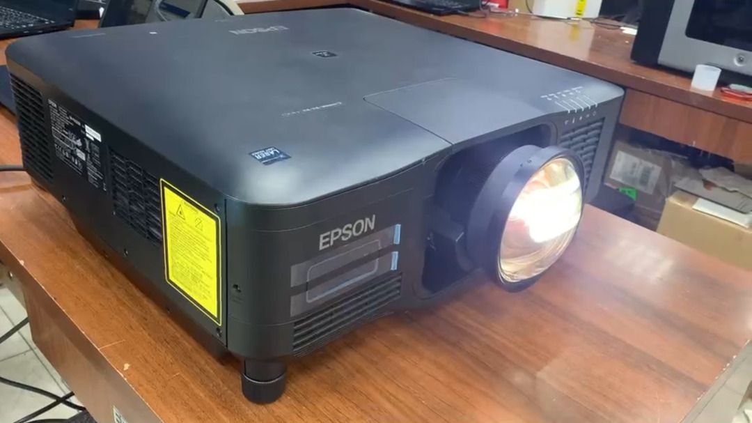 Epson EB-PU2220B Slight Used, Without Lense (Category: Projectors) located in Taytay. Submitted by ana.ana4 (Listing ID 1370677885, Image 1). Description: Epson EB-PU2220B Slight Used, Used Epson EB-PU2220B 20000 ANSI/Lumens 3LCD 4K Laser video projector. Please note that the projector is offered without lenses. The images shown in the gallery are for demonstration purposes only, intended to confirm that the projector is in proper working conditi
