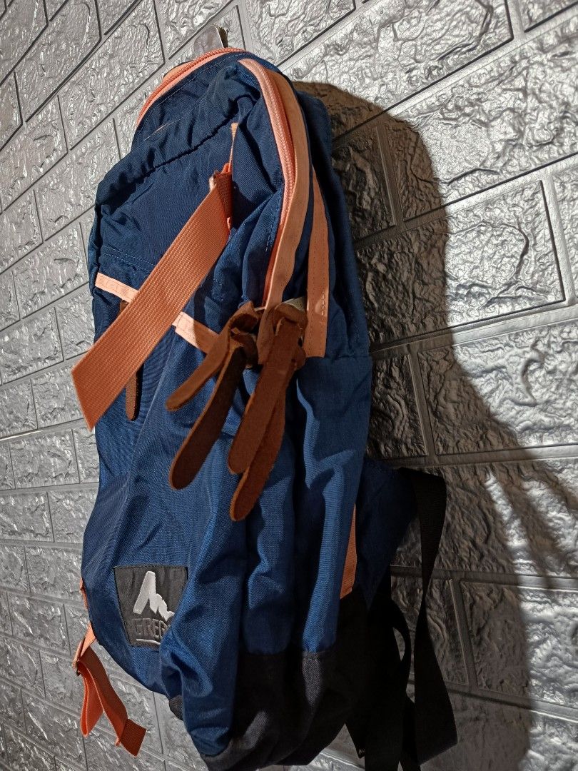 For Sale Gregory Back Pack (Category: Backpacks) located in Quezon City. Submitted by champshop (Listing ID 1370636410, Image 3). Description: 📍 For Sale Gregory Back Pack📍 - No issues (see pics, color may vary due to lighting) - good for outing/school bag/office bag - location: Quezon City, Commonwealth ave - mode of payment: Gcash or COD via Lalamove (del fee to be paid by buyer) Selling for 1,500.00 pesos only! Slightly negotiable price, PM 