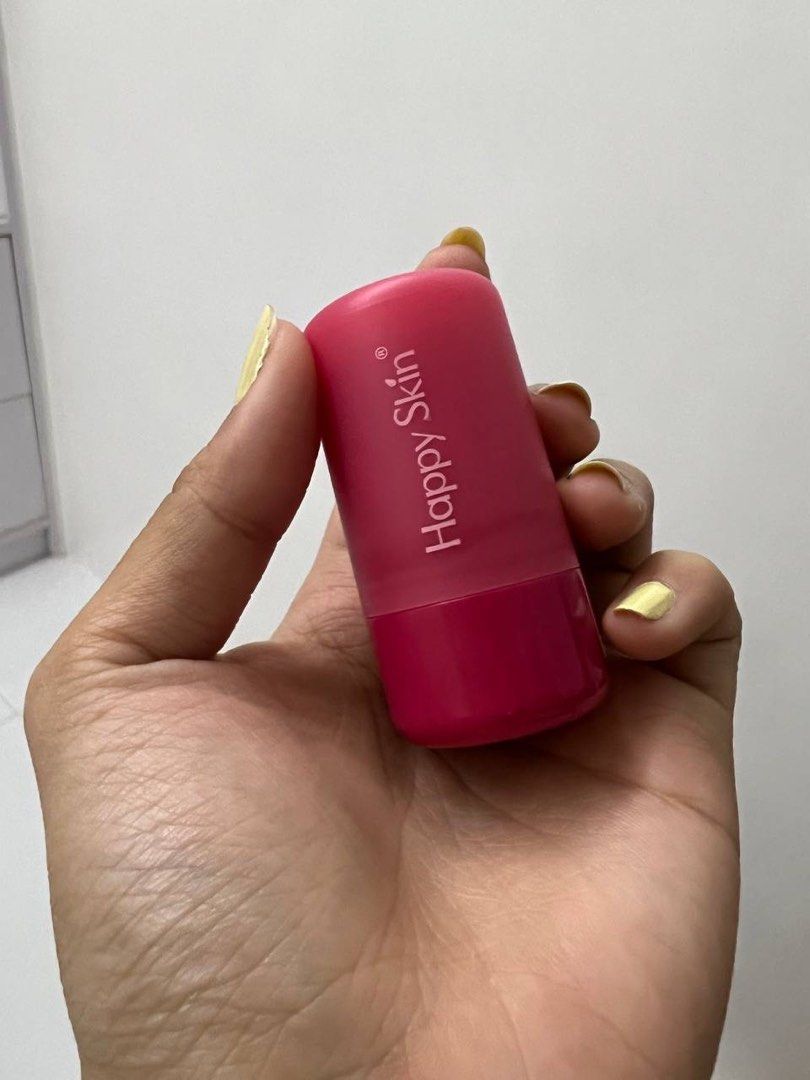 Happy Skin Jelly Blush Stick (Raspberry) With Box (Category: Makeup) located in Manila. Submitted by prelovedbyiana_ (Listing ID 1370634532, Image 1). Description: rfs: gifted sakin pero di ko shade match 😭 inclusions: box, jelly tint.