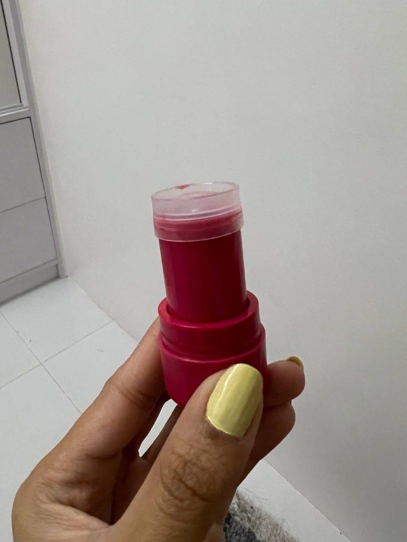 Happy Skin Jelly Blush Stick (Raspberry) With Box (Category: Makeup) located in Manila. Submitted by prelovedbyiana_ (Listing ID 1370634532, Image 3). Description: rfs: gifted sakin pero di ko shade match 😭 inclusions: box, jelly tint.