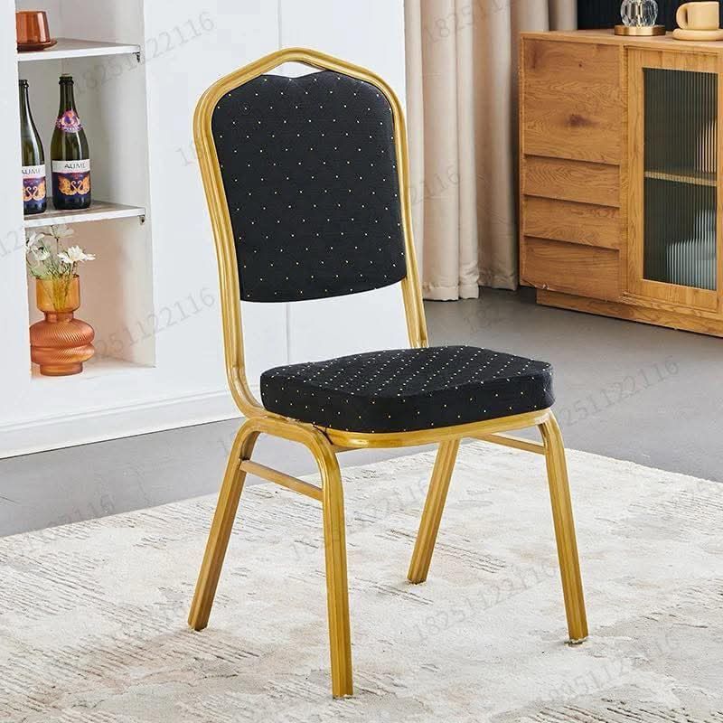 He Banquet chair (Category: Chairs) located in Manila. Submitted by dolorchris69891 (Listing ID 1370668836, Image 2). Description: Banquet chair .