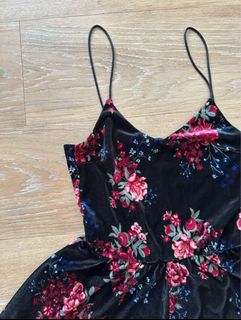 (Category: ) located in . Submitted by trinkets_kl (Listing ID 1370771070, Image 1). Description: .