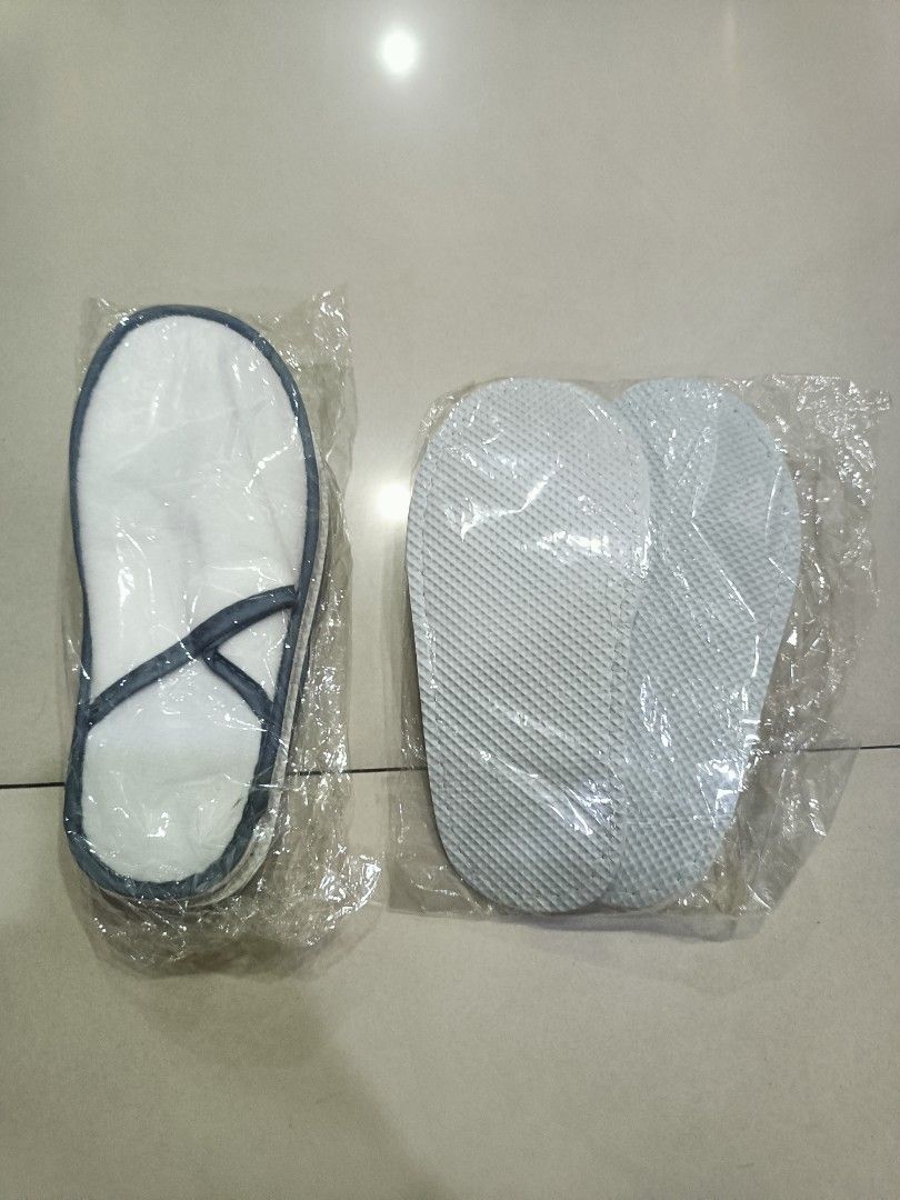 Kiddie Room Slippers (Category: Babies & Kids Fashion) located in San Juan City. Submitted by misodoobee (Listing ID 1370735891, Image 2). Description: Kiddie Room Slippers 100 each; take both for 150 MOP: Gcash, BPI, BDO Loc: San Juan.