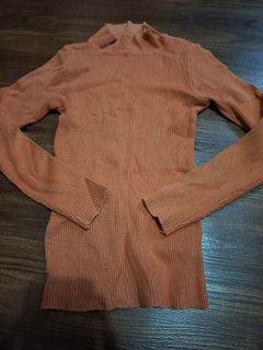 (Category: ) located in . Submitted by preloved_0101 (Listing ID 1370736725, Image 1). Description: .