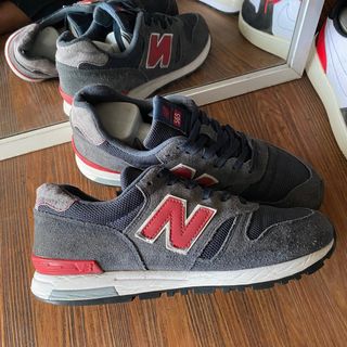 (Kategori: ) berada di . Dikirim oleh sneakerssecondmarket (ID iklan 1370776519, Gambar 1). Deskripsi: .