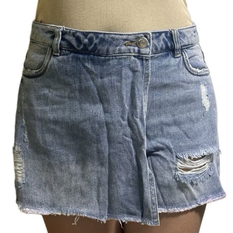Only Denim Skort - Brandnew with tag (Category: Other Bottoms) located in Ilagan. Submitted by hercurated (Listing ID 1370769352, Image 2). Description: Brandnew with tag No issue Size: 30” .