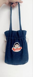 (Kategori: ) berada di . Dikirim oleh HappyPiper (ID iklan 1370619825, Gambar 1). Deskripsi: .