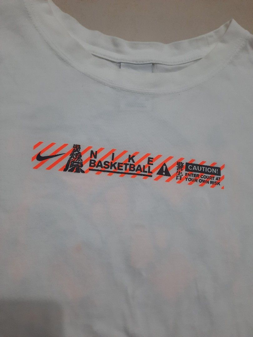 Rare Nike Basketball Dri-fit Tee (Category: Tshirts & Polo Shirts ) located in Pasig City. Submitted by thousandthrift69 (Listing ID 1370753053, Image 3). Description: Color may vary due to lighting no issue Excellent Condition 💎 Color rate: 10/10 Size:on tag ( L - XL fitting ) Dimension: L27xW25 Swipe right for more details ⬅️ MINE for only P250 ❤ + Shipping Message us for inquiries 📩 Follow for more.