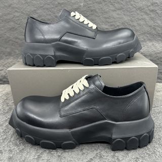 (Category: ) located in . Submitted by khai.uasneakers (Listing ID 1370760818, Image 1). Description: .
