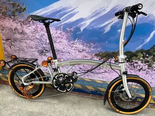 （分類：）位於 。 由 goodluckbike 提交（商品編號 1370660281，圖片 1）。簡介： 。