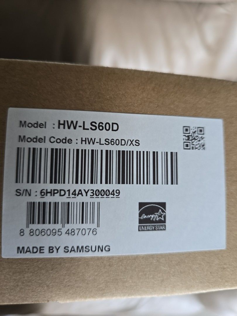Samsung music frame (Category: Soundbars, Speakers & Amplifiers) located in Singapore. Submitted by jackmanu3865 (Listing ID 1370656916, Image 2). Description: .
