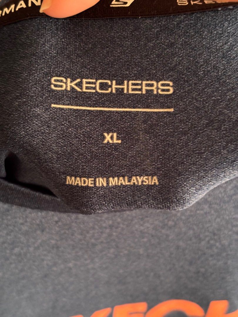 Skechers Jersey Shirt (Category: Shirts) located in Taguig. Submitted by raninini (Listing ID 1370688055, Image 3). Description: - XL on tag - best fit on medium to large.